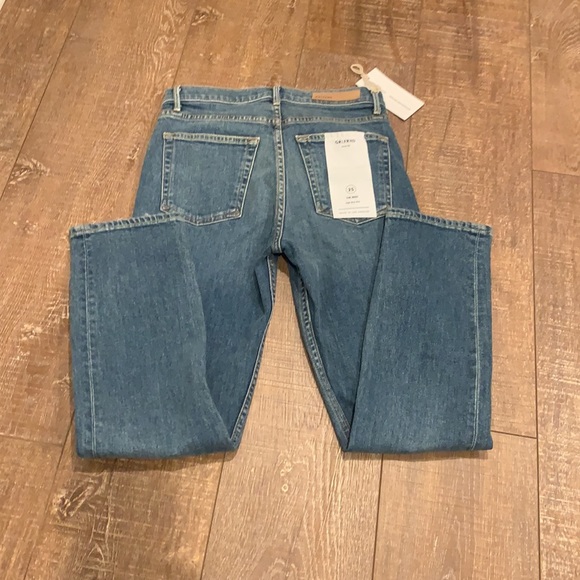 GRLFRND Reed  High Rise Tapered Cropped Jeans - Picture 6 of 7